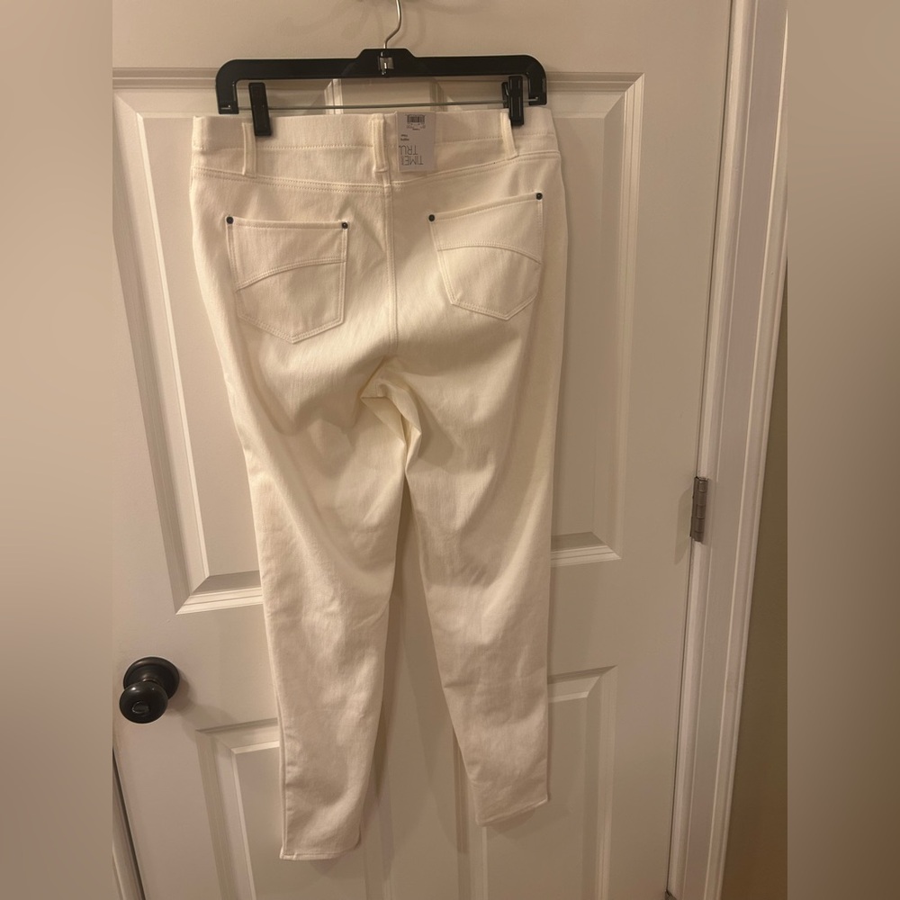 NWT Time and Tru Winter White Fitted Jeggings Size Large (12-14) - Picture 3 of 7